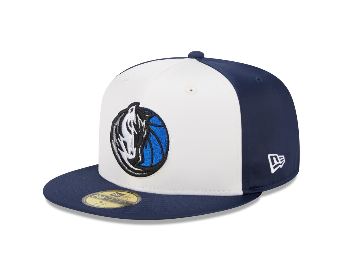 ニューエラ メンズ 帽子 アクセサリー Men´s White and Navy Dallas Mavericks Back Half 9FIFTY  Fitted Hat White, Navy