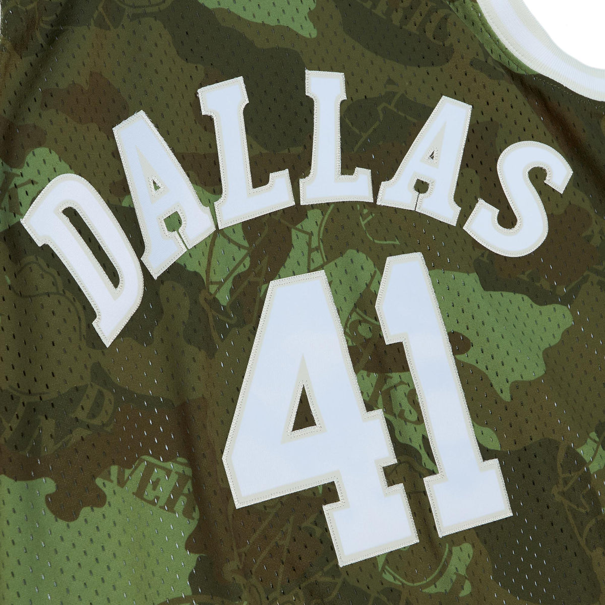 Dallas Mavericks Mitchell & Ness 2022 Hardwood Classic Front Button Jersey 2XL / White / Navy / Green