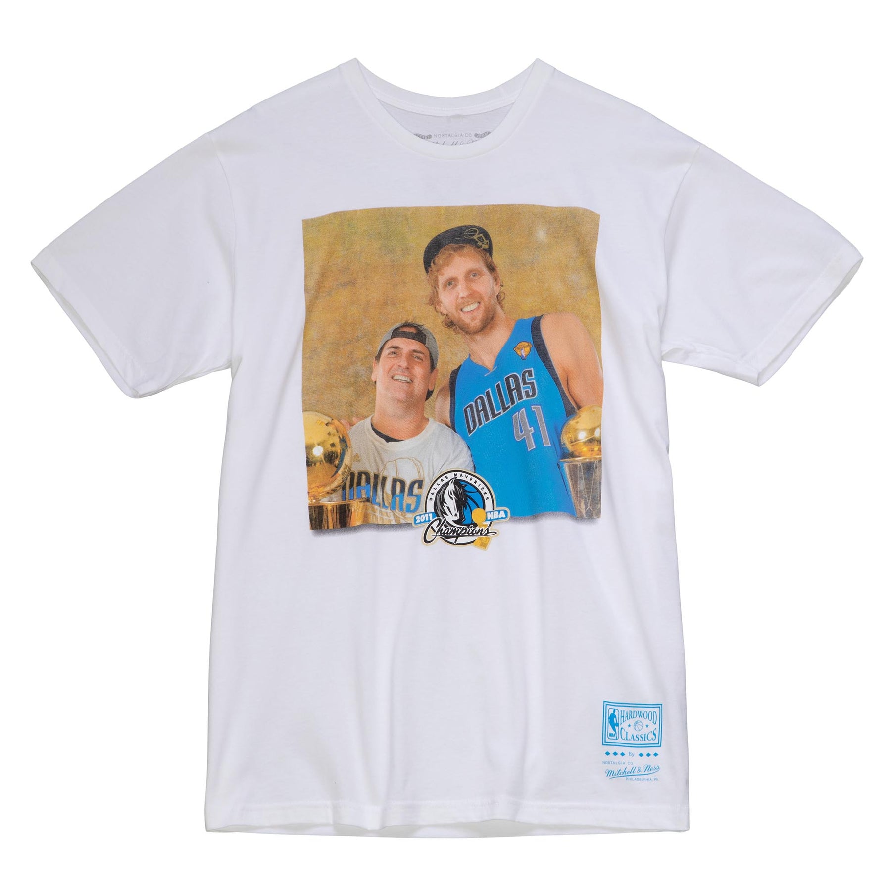 Dallas Mavericks Mitchell and Ness Dirk and Mark Championship T-shirt