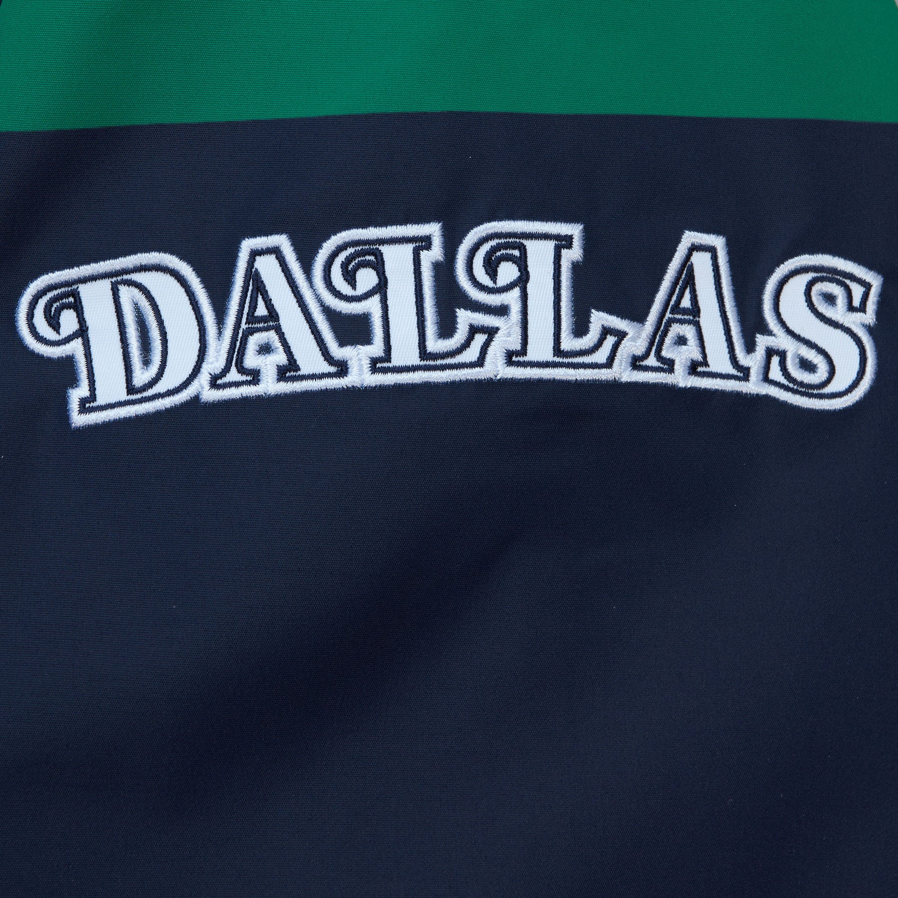 Dallas Mavericks Mitchell & Ness 2022 Hardwood Classic M-HAT Windbreaker S / Navy / Green